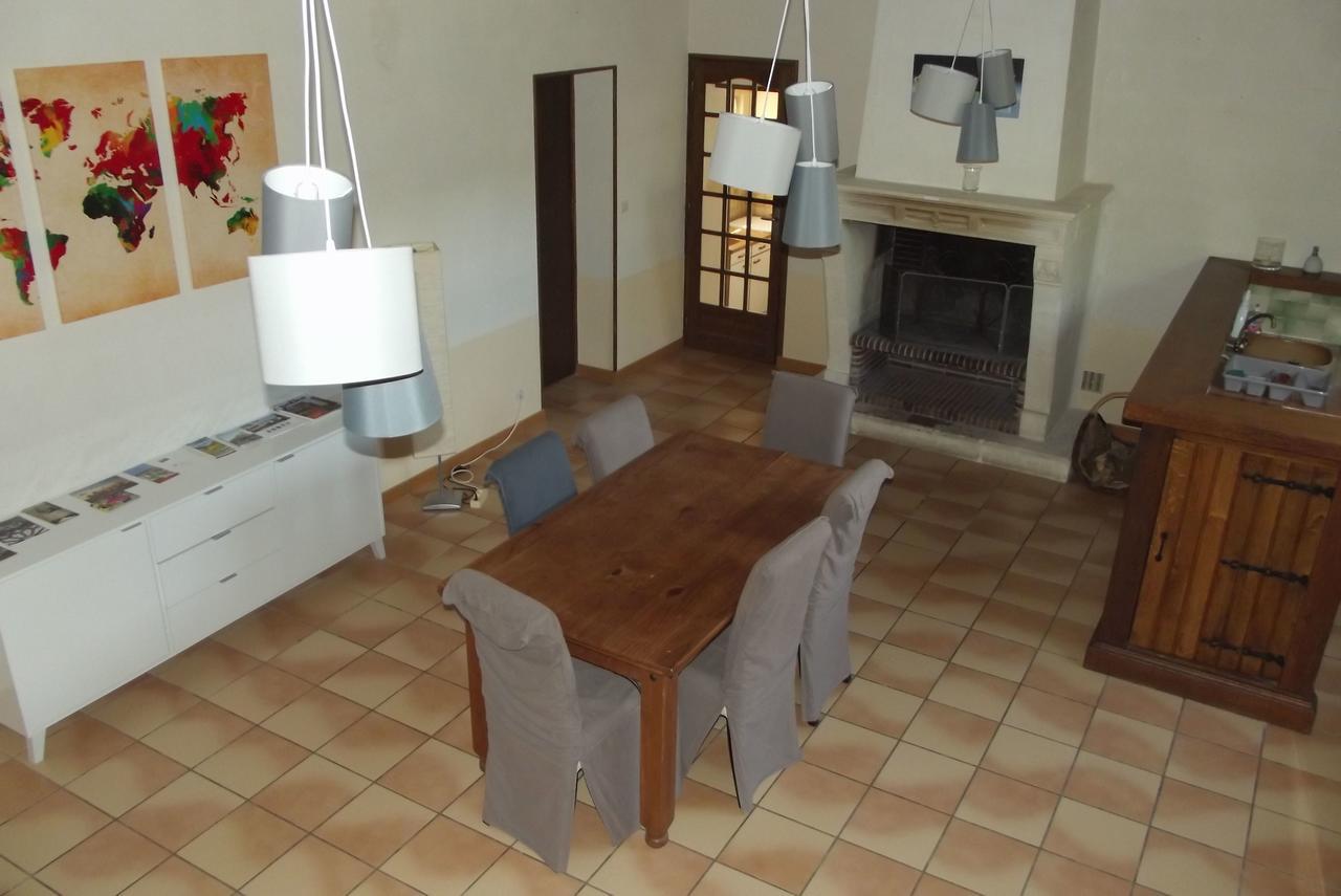 Les Vedieres Conflans-sur-Anille エクステリア 写真